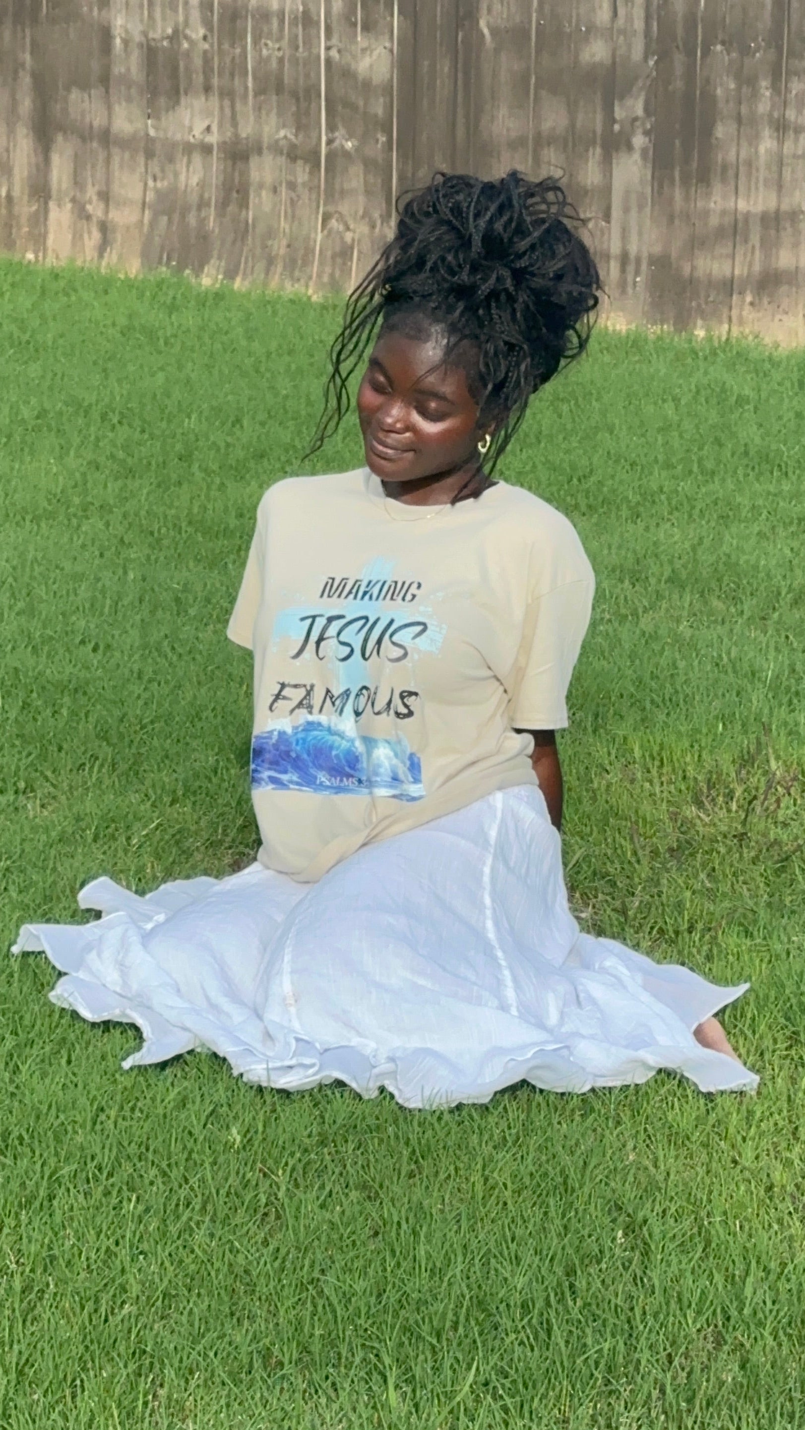 Making JESUS Famous Sand Cross Tee
